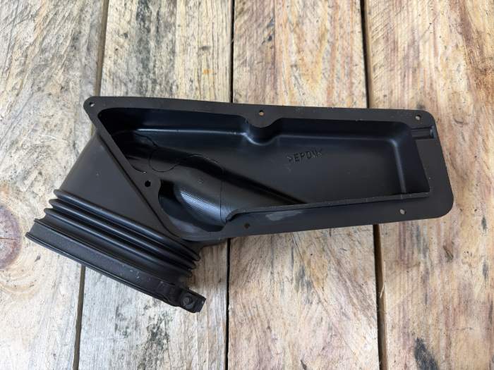 TOBERA RADIADOR SUZUKI BURGMAN 650 2003