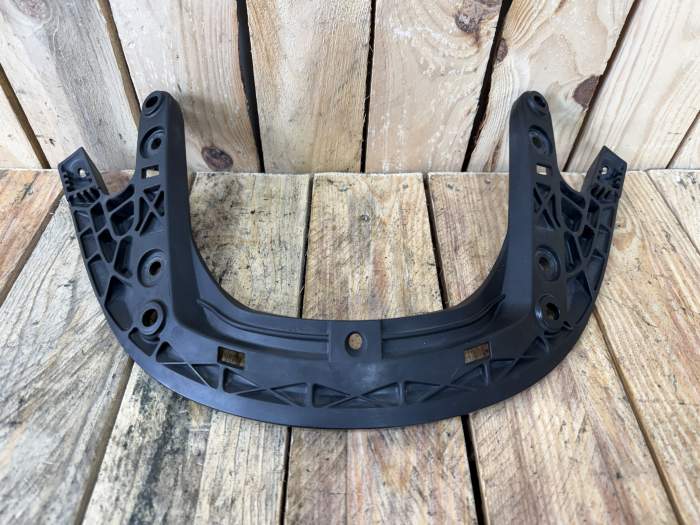 SOPORTE PANTALLA SUZUKI BURGMAN 650 2003