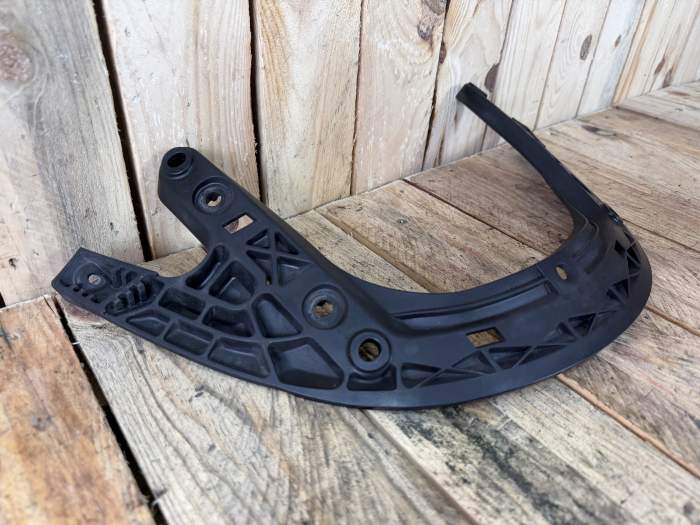 SOPORTE PANTALLA SUZUKI BURGMAN 650 2003