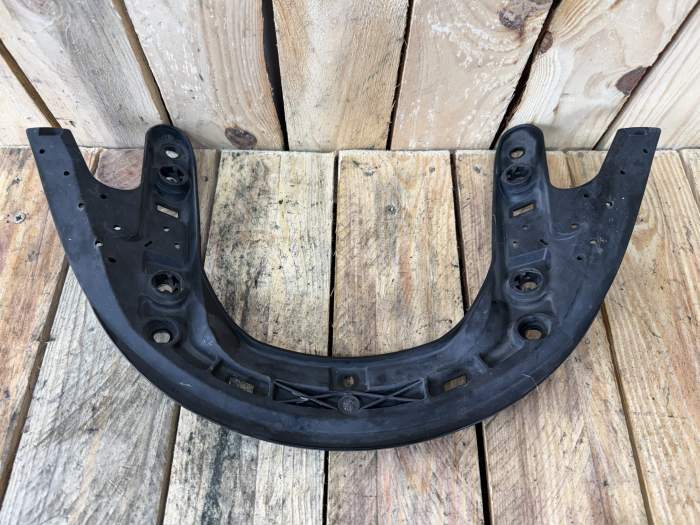 SOPORTE PANTALLA SUZUKI BURGMAN 650 2003