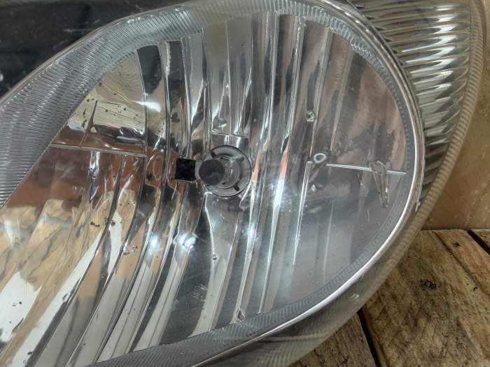 FARO IZQUIERDO SUZUKI BURGMAN 650 2003