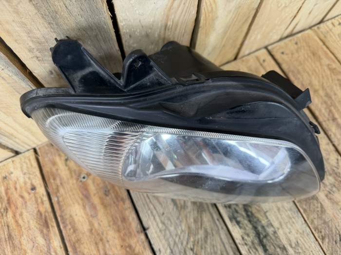 FARO DERECHO SUZUKI BURGMAN 650 2003