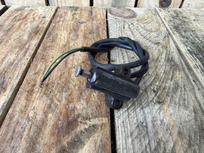 SENSOR PATA DE CABRA SUZUKI BURGMAN 650 2003