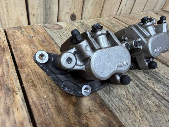 PINZAS DELANTERAS SUZUKI BURGMAN 650 2003