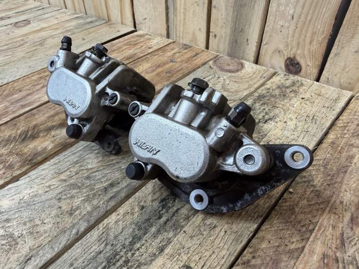 PINZAS DELANTERAS SUZUKI BURGMAN 650 2003