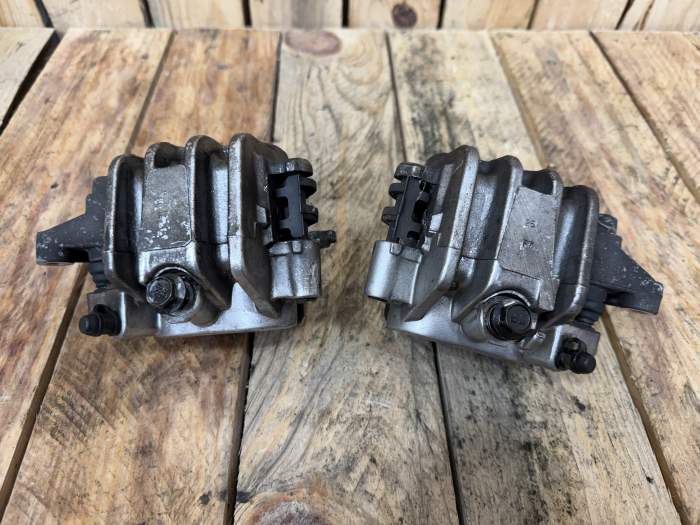 PINZAS DELANTERAS SUZUKI BURGMAN 650 2003