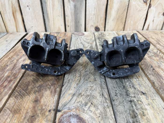 PINZAS DELANTERAS SUZUKI BURGMAN 650 2003