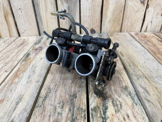 CUERPO DE MARIPOSA SUZUKI BURGMAN 650 2003 - QrBox.es