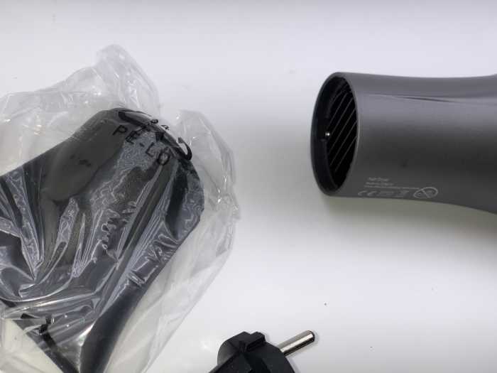 SECADOR DE PELO PROFESIONAL ZY881D - QrBox.es