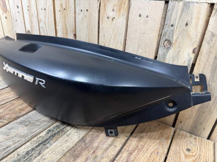 TAPA TRASERA DERECHA KYMCO XCITING 500 09-12