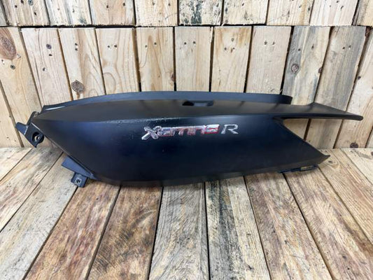 TAPA TRASERA IZQUIERDA KYMCO XCITING 500 09-12