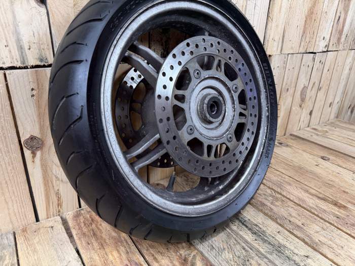 RUEDA DELANTERA SUZUKI BURGMAN 650 2003