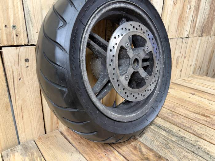 RUEDA TRASERA SUZUKI BURGMAN 650 2003