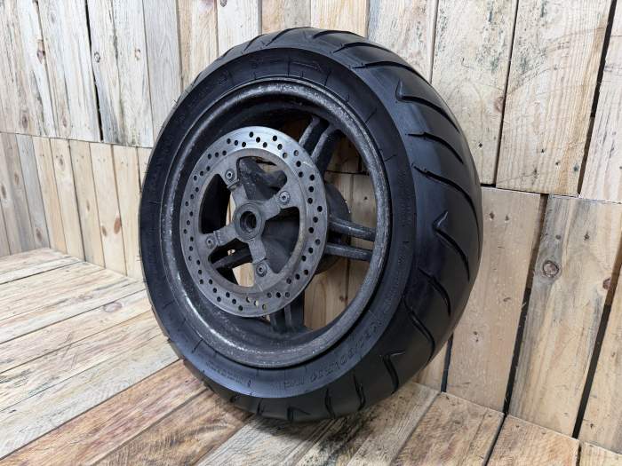 RUEDA TRASERA SUZUKI BURGMAN 650 2003