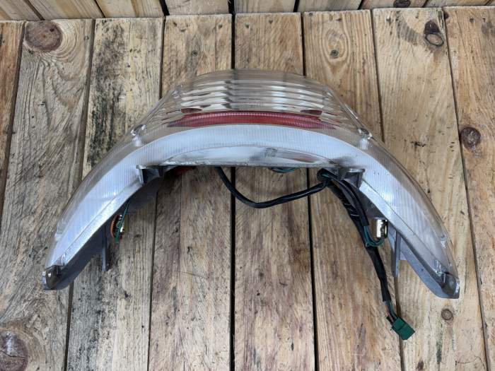 PILOTO TRASERO KYMCO XCITING 500 09-12