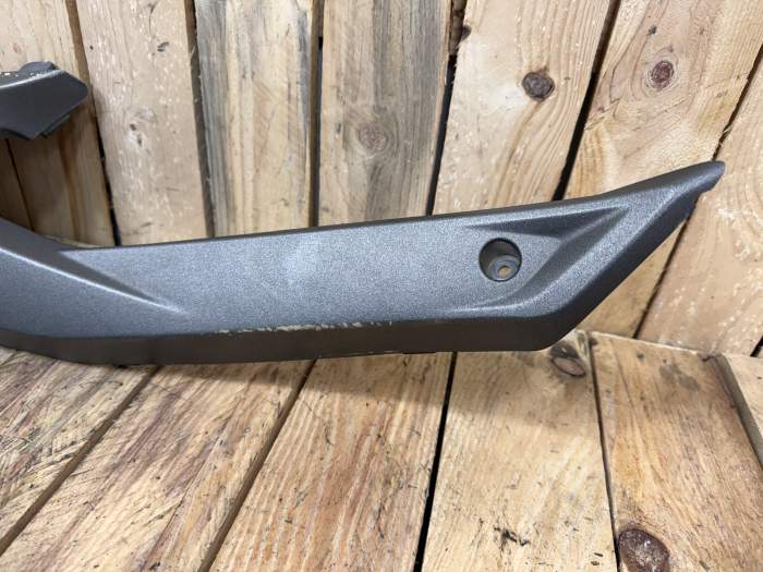 CARCASA INF. DERECHA KYMCO XCITING 500 09-12