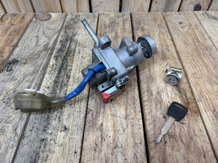 CERRADURAS KYMCO XCITING 500 09-12