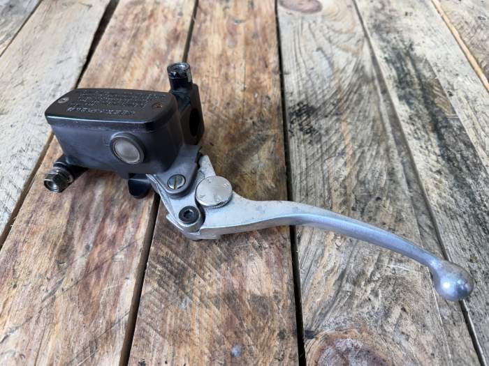 BOMBA Y MANETA EMBRAGUE KYMCO XCITING 500 09-12
