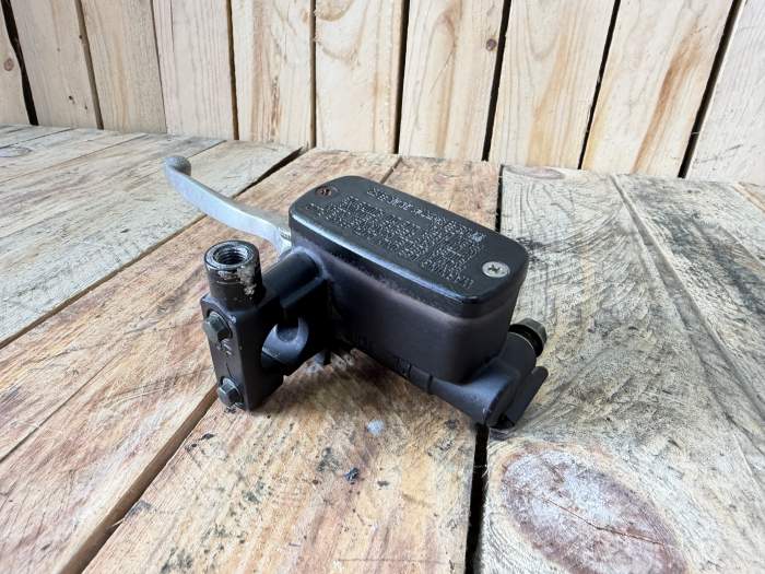 BOMBA Y MANETA EMBRAGUE KYMCO XCITING 500 09-12