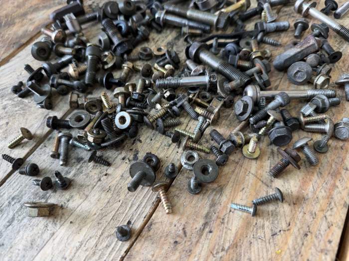 TORNILLERIA VARIA KYMCO XCITING 500 09-12