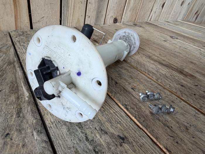 BOMBA DE COMBUSTIBLE KYMCO XCITING 500 09-12