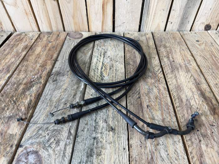 CABLES DE GAS KYMCO XCITING 500 09-12 - QrBox.es