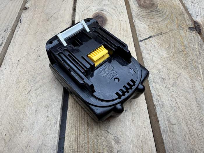 BATERIA MAKITA 1.5Ah 14.4V BL1415N