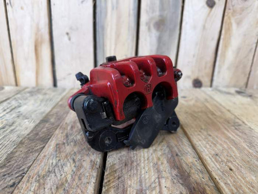 PINZA TRASERA KYMCO XCITING 500 09-12