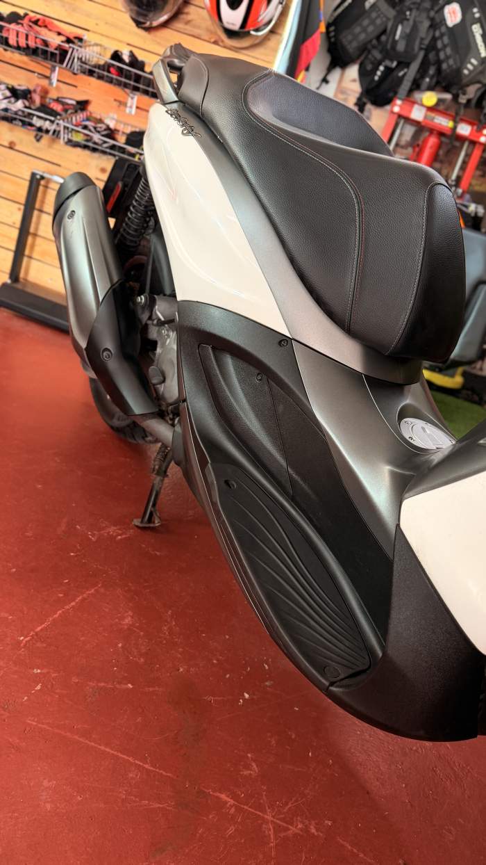 PIAGGIO BEVERLY 350 ABS SPORT TOURING 2016