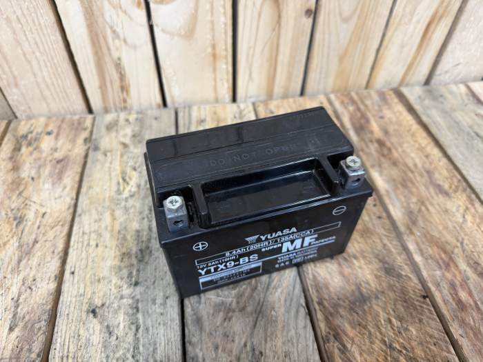 BATERIA YUASA YTX9-BS
