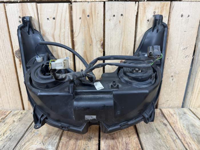 FARO DELANTERO YAMAHA XMAX 125 06-09