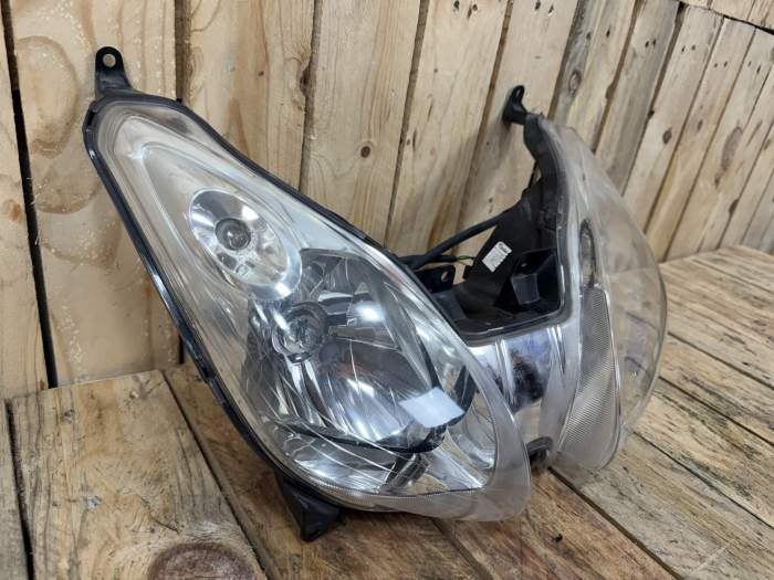 FARO DELANTERO YAMAHA XMAX 125 06-09 2