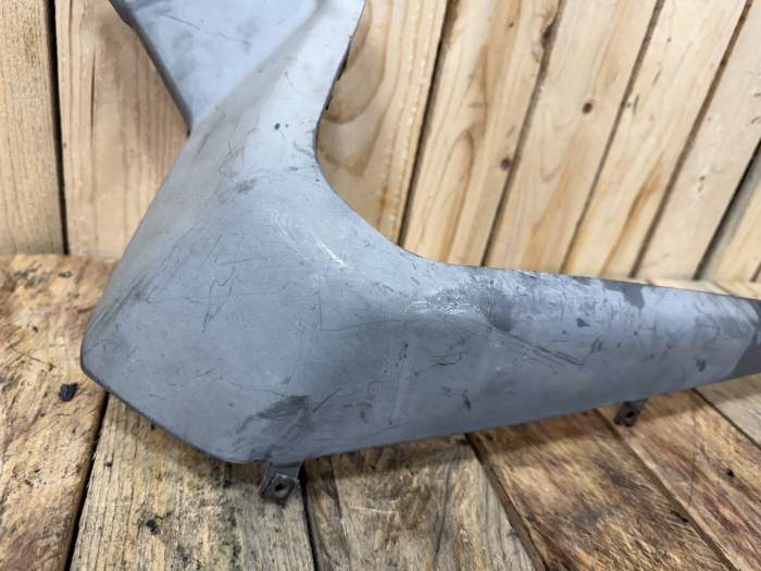 QUILLA IZQUIERDA YAMAHA XMAX 125 06-09 2
