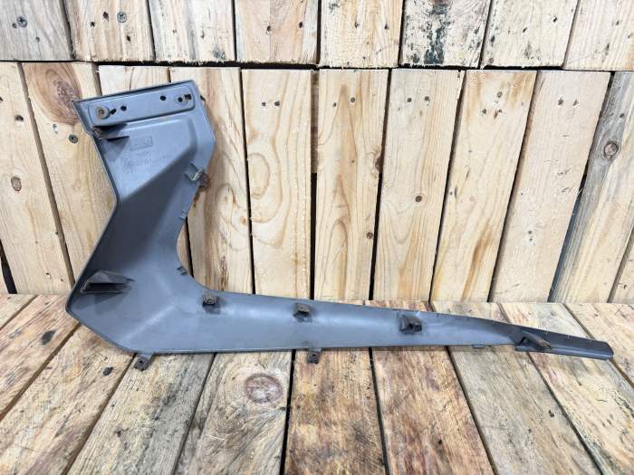 QUILLA DERECHA YAMAHA XMAX 125 06-09 1