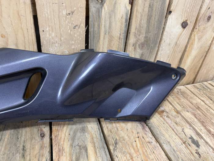 TAPA LATERAL IZQUIERDA YAMAHA XMAX 125 06-09 1