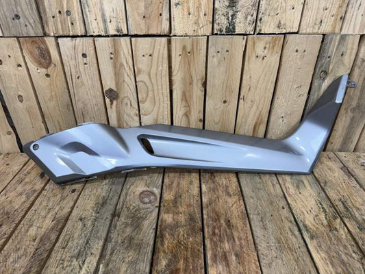 TAPA LATERAL DERECHA YAMAHA XMAX 125 06-09 3