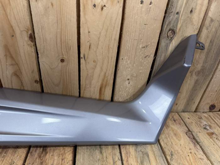 TAPA LATERAL DERECHA YAMAHA XMAX 125 06-09 3