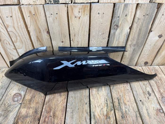 TAPA TRASERA IZQ. YAMAHA XMAX 125 06-09 2