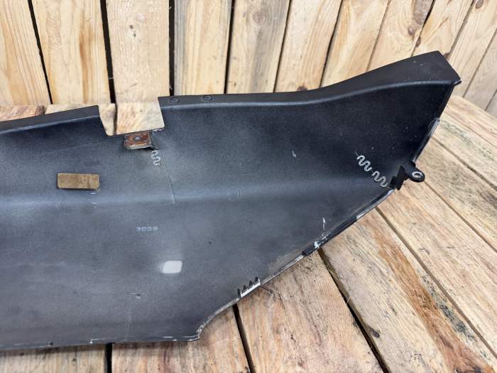 TAPA TRASERA IZQ. YAMAHA XMAX 125 06-09 2