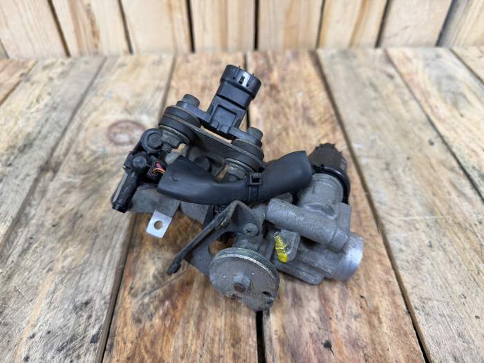 CUERPO DE MARIPOSA YAMAHA XMAX 125 06-09