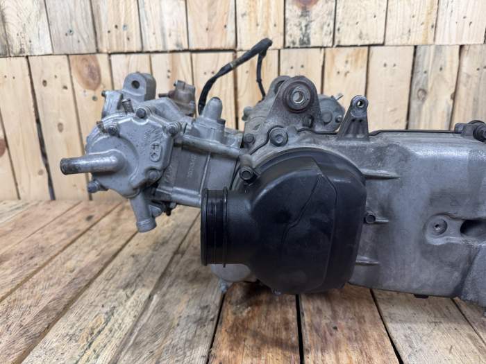 MOTOR YAMAHA XMAX 125 06-09
