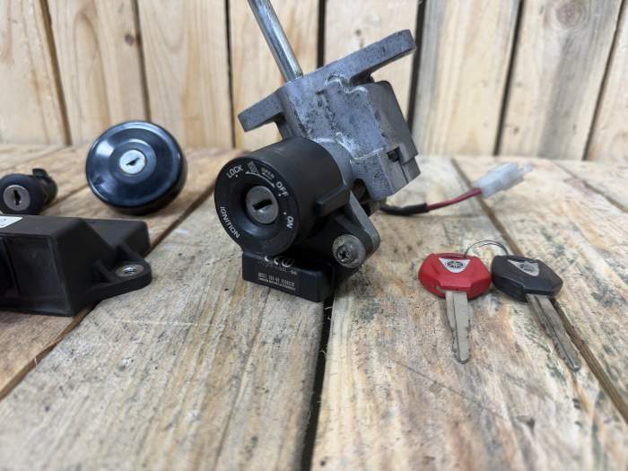 CLAUSOR COMPLETO YAMAHA XMAX 125 06-09