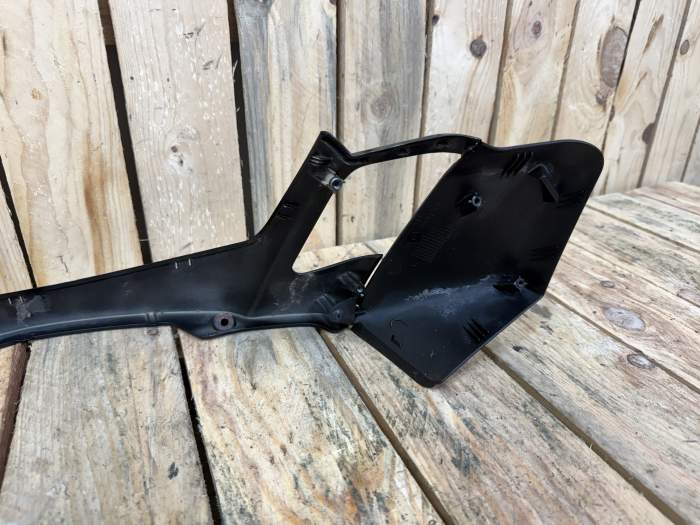 PLASTICO MANILLAR YAMAHA XMAX 125 06-09 - QrBox.es