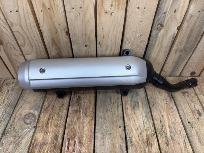ESCAPE YAMAHA XMAX 125 06-09