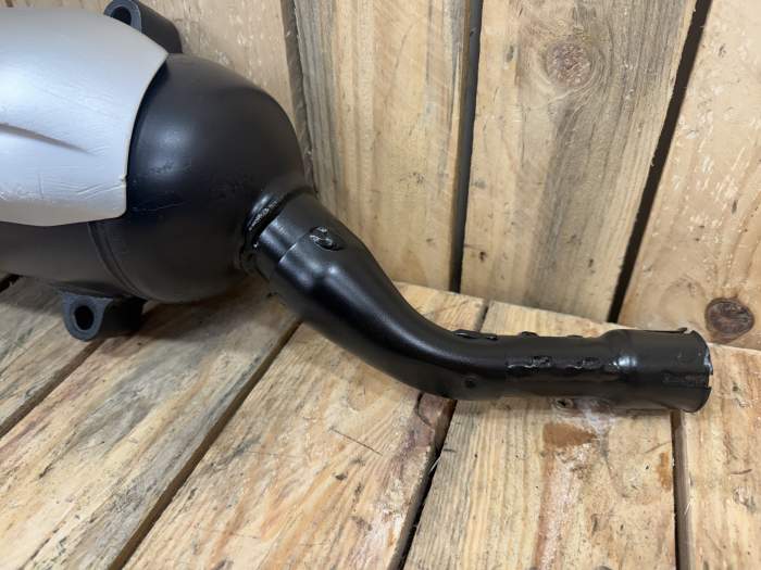 ESCAPE YAMAHA XMAX 125 06-09