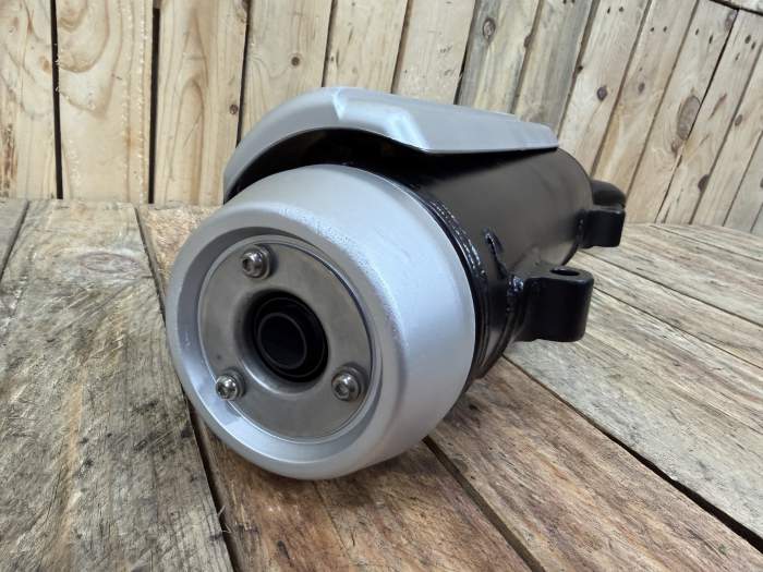 ESCAPE YAMAHA XMAX 125 06-09