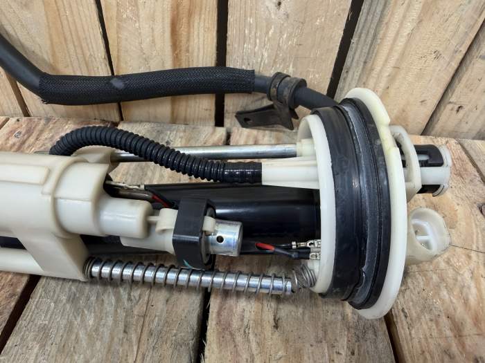 BOMBA COMBUSTIBLE YAMAHA XMAX 125 06-09 - QrBox.es