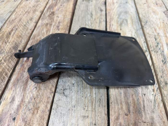 BISAGRA ASIENTO YAMAHA XMAX 125 06-09 - QrBox.es