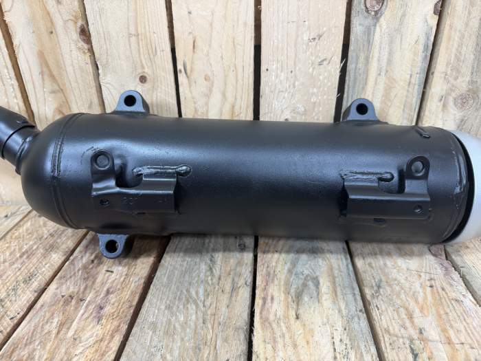 ESCAPE YAMAHA XMAX 125 06-09