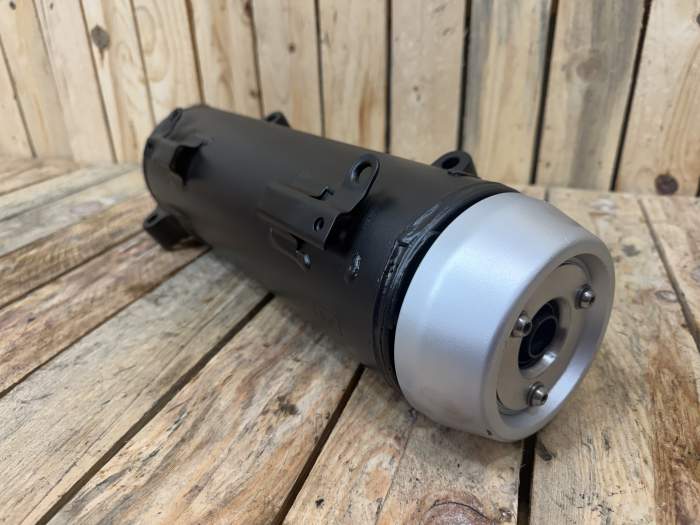 ESCAPE YAMAHA XMAX 125 06-09